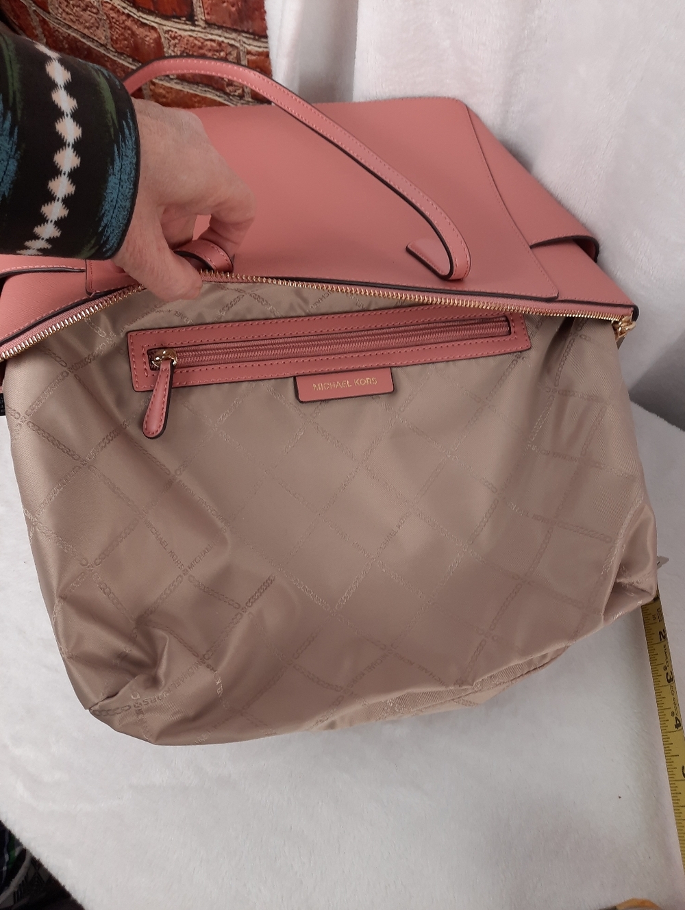 Michael Kors Genuine Saffiano Leather Blush Pink Tote Bag - Picture 10 of 16
